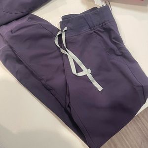 Figs scrub pant Zamora xs petite purple shadow